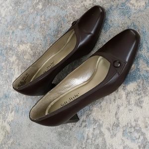 Hush Puppies Soft Style Heels Shoes 8.5M Chocolate Brown